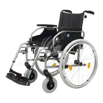 Mechanický invalidní vozík Vermeiren D100 (10 kg) foto